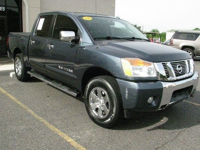 2013 NISSAN Titan