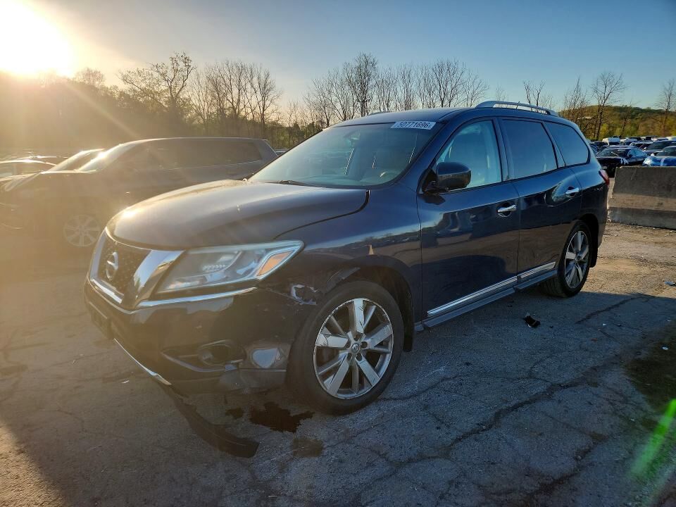 2013 NISSAN Pathfinder