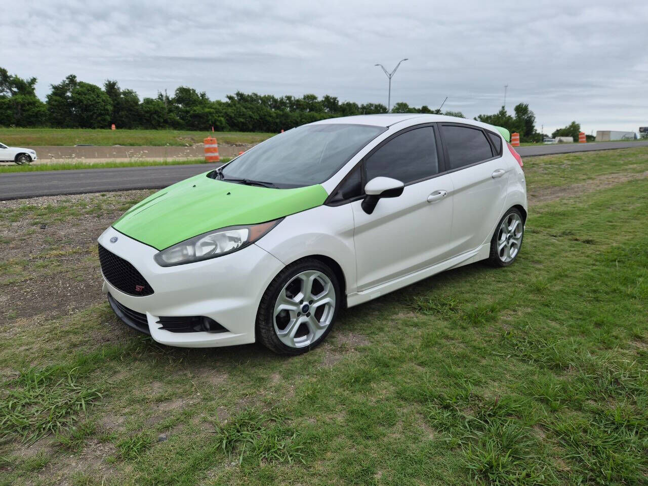 2016 FORD Fiesta