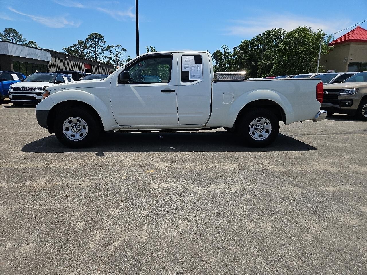 2015 NISSAN Frontier