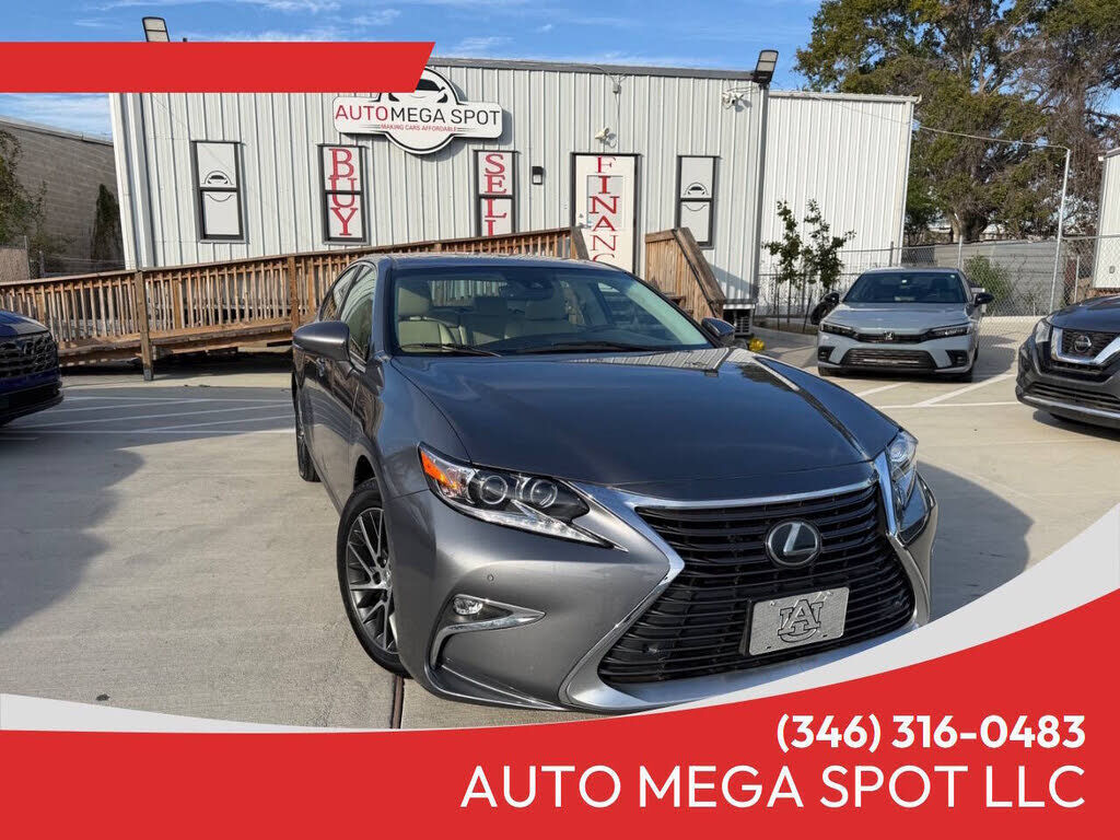 2016 LEXUS ES