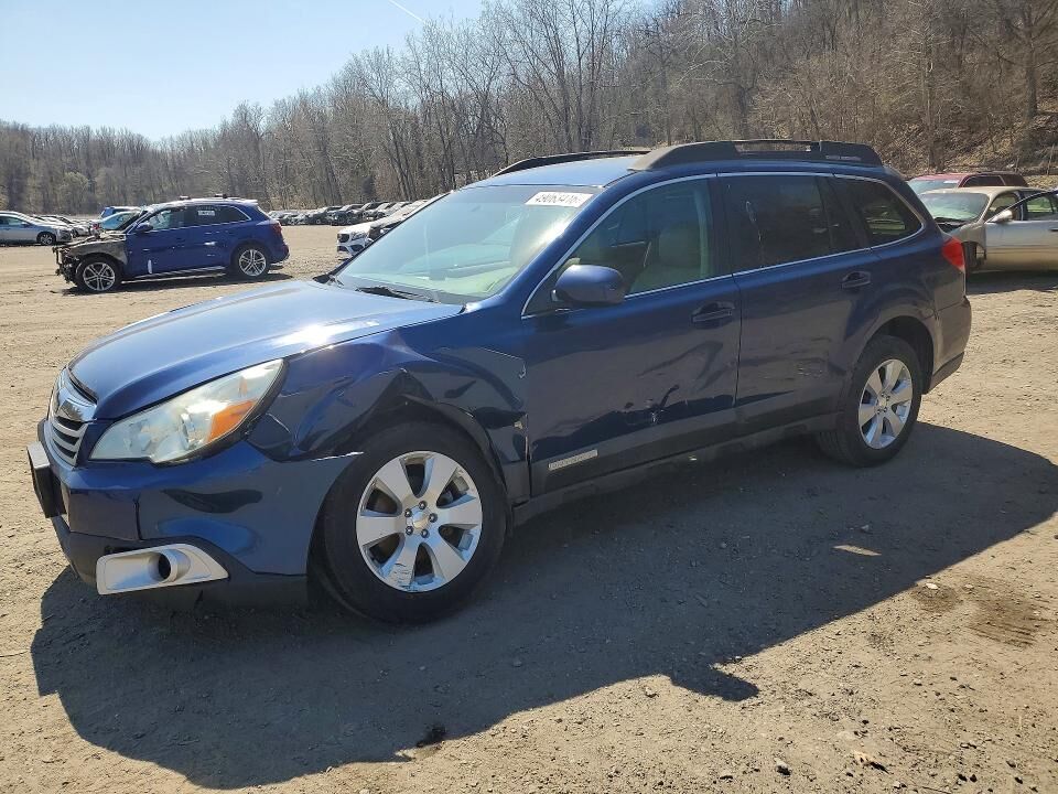 2011 SUBARU Outback