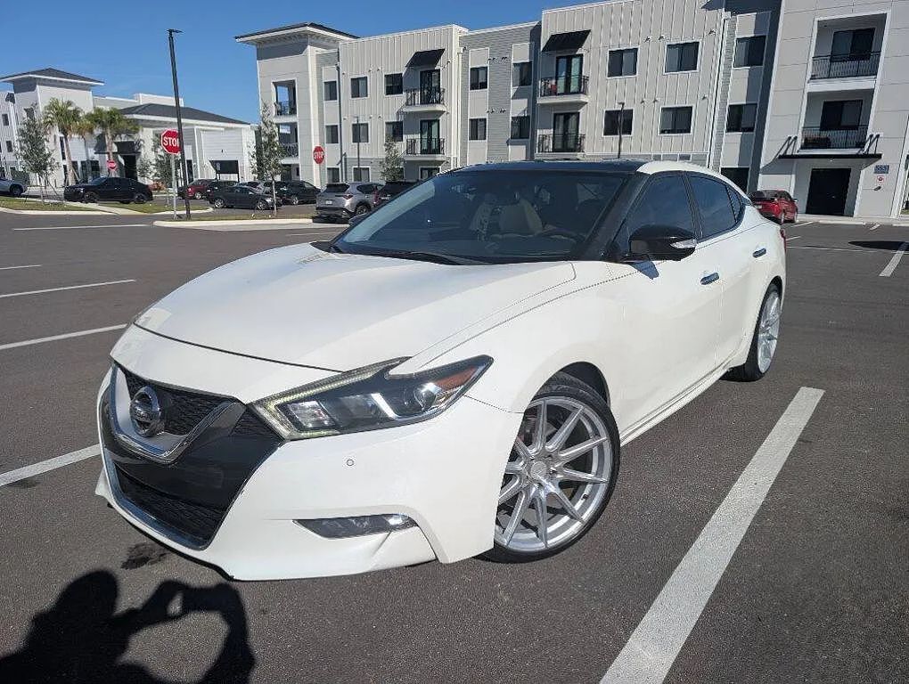 2016 NISSAN Maxima
