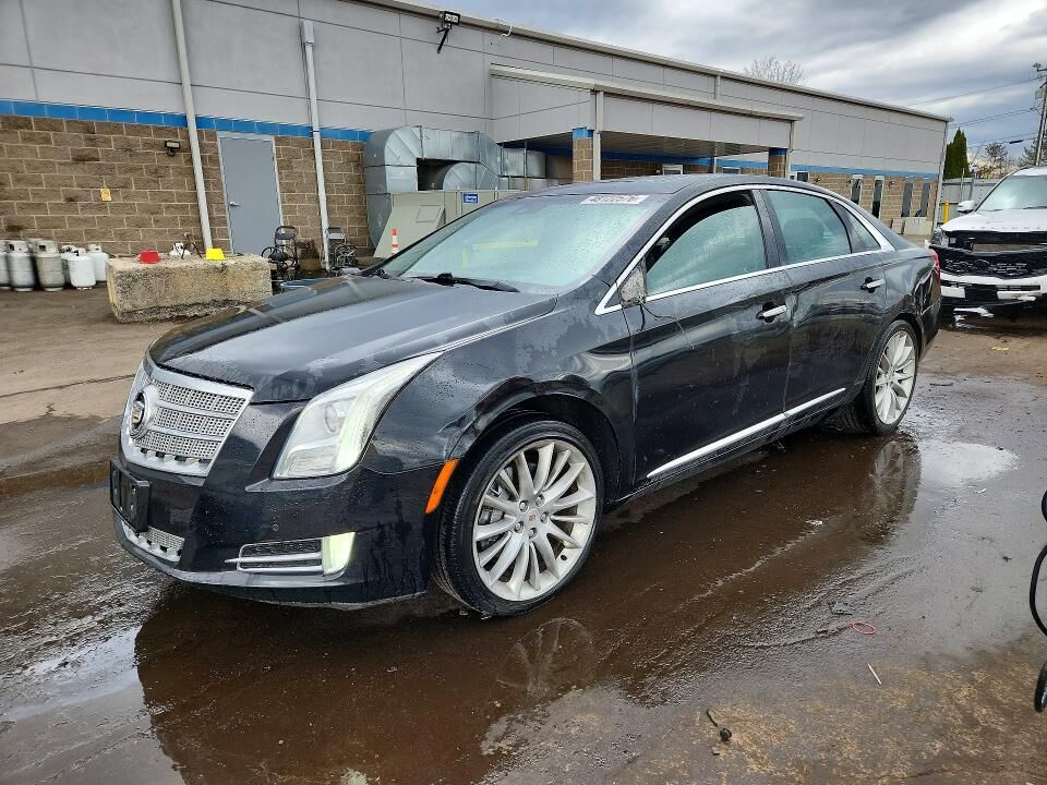 2013 CADILLAC XTS