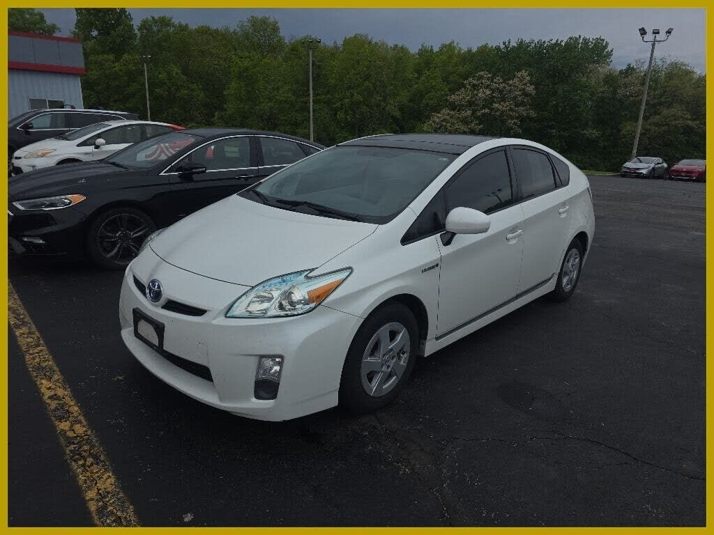 2011 TOYOTA PRIUS