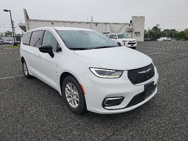 2025 CHRYSLER Pacifica
