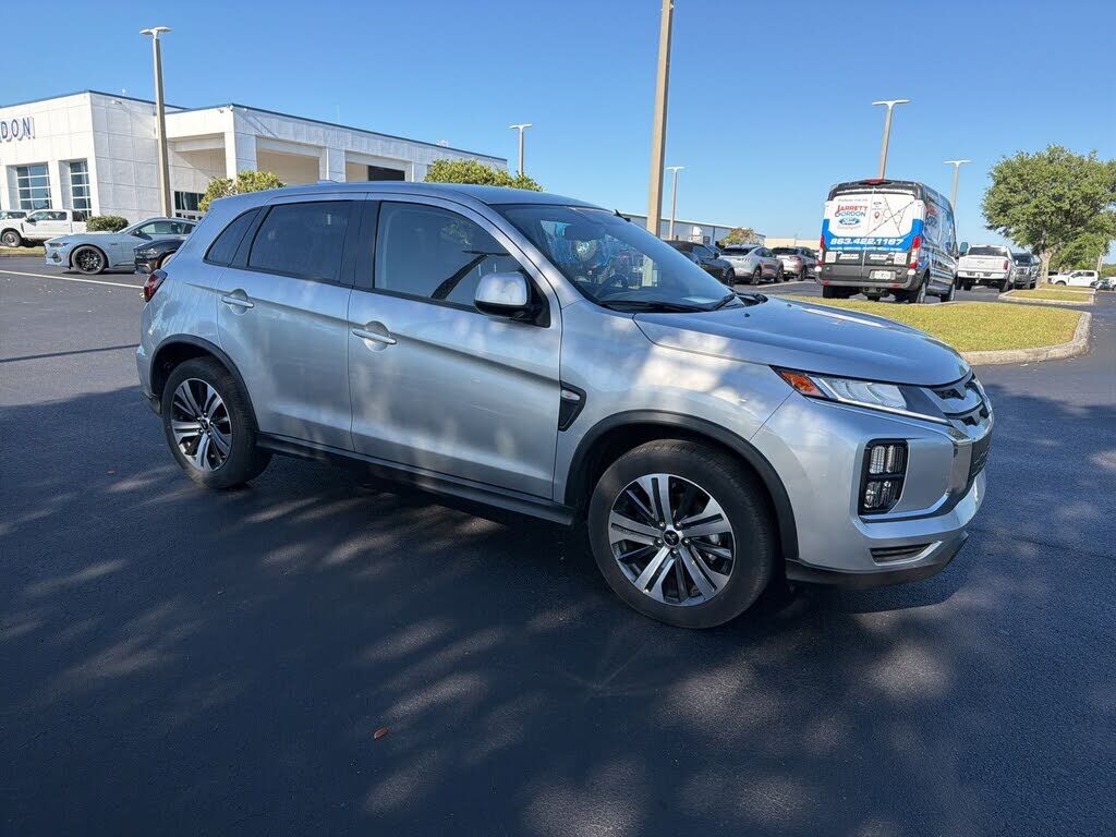 2025 MITSUBISHI Outlander Sport