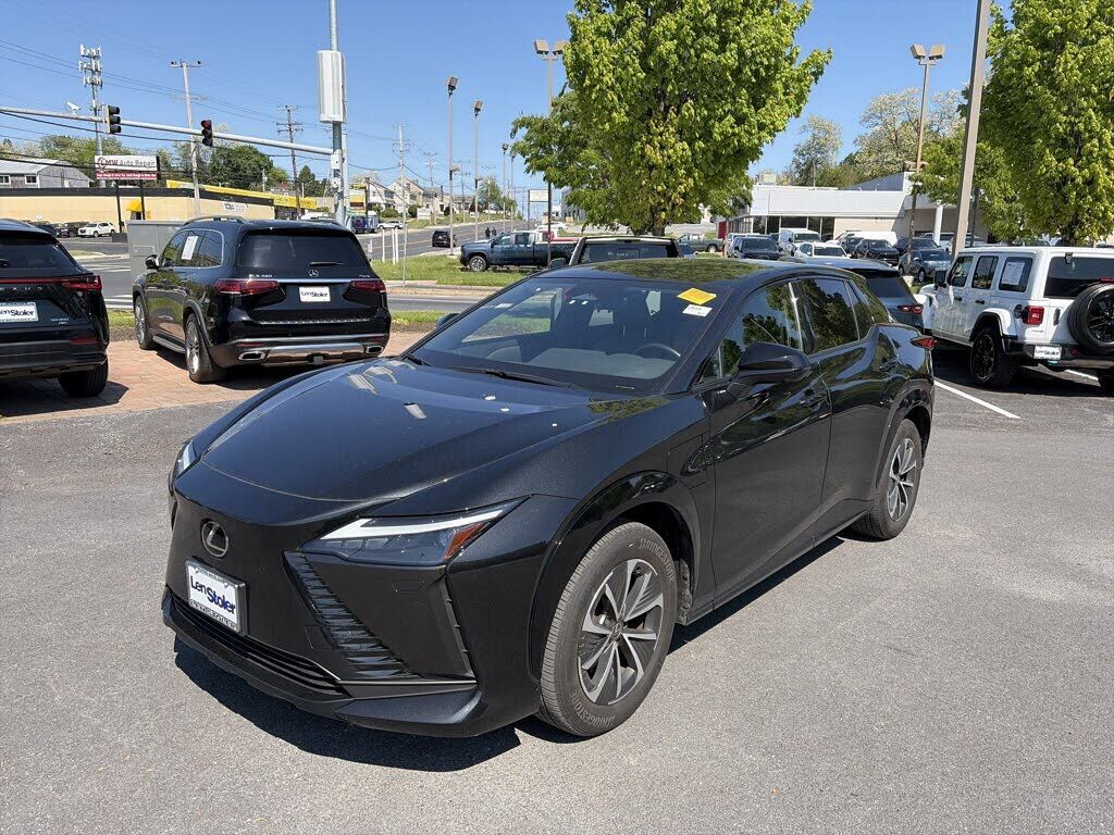 2024 LEXUS RZ