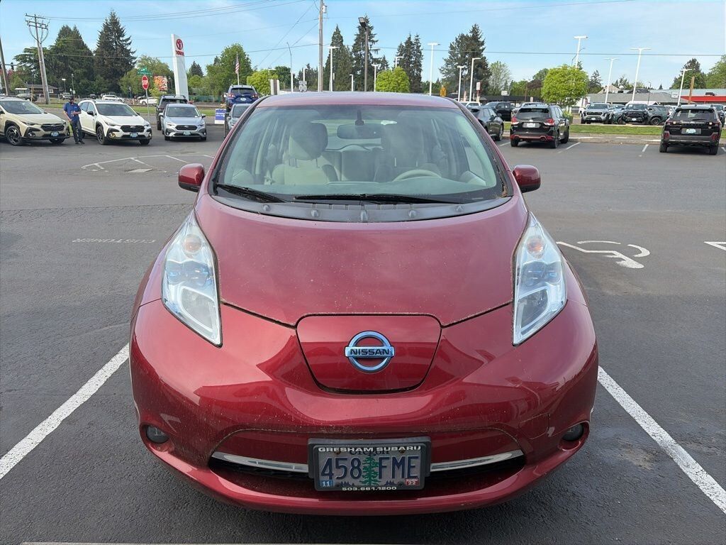 2011 NISSAN Leaf