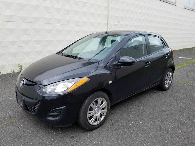 2013 MAZDA Mazda2