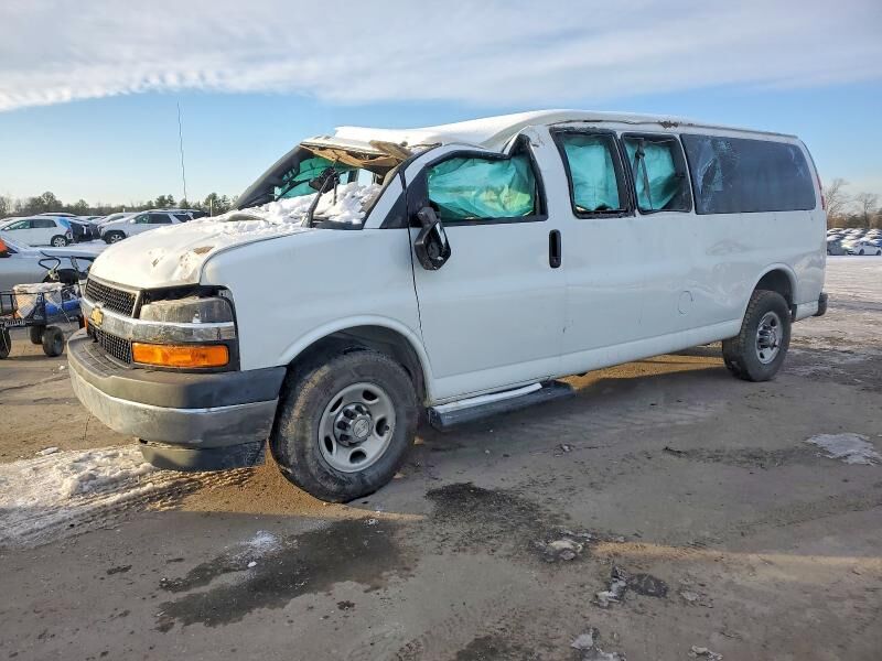 2020 CHEVROLET Express