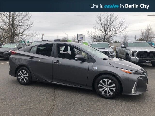 2020 TOYOTA Prius