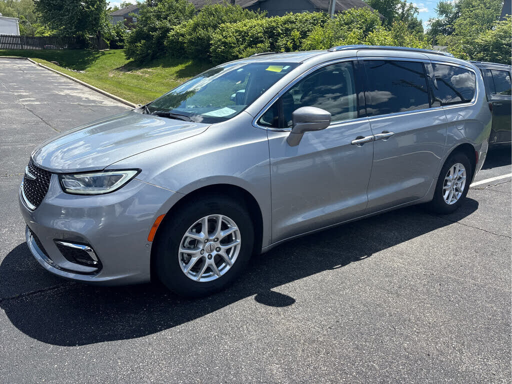 2021 CHRYSLER Pacifica