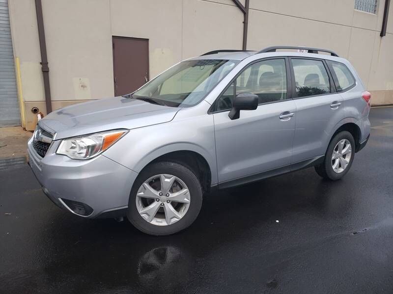 2016 SUBARU Forester