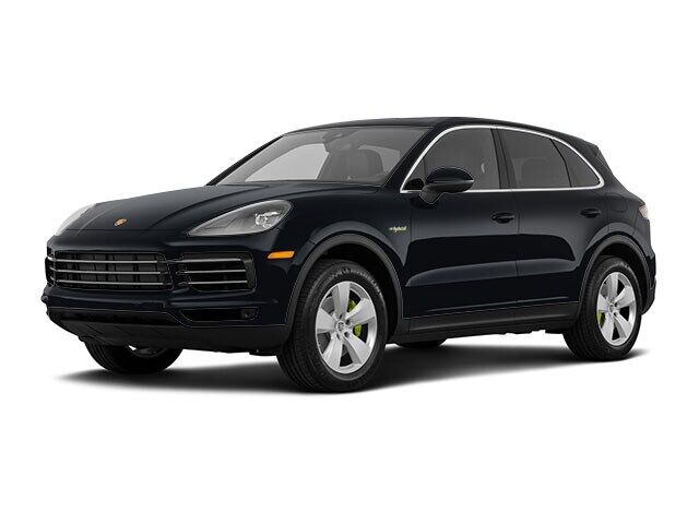 2022 PORSCHE Cayenne