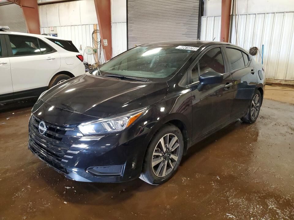 2024 NISSAN Versa