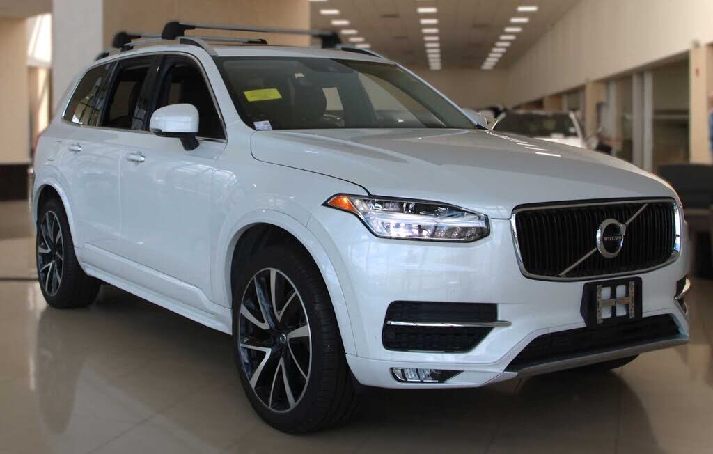 2019 VOLVO XC90