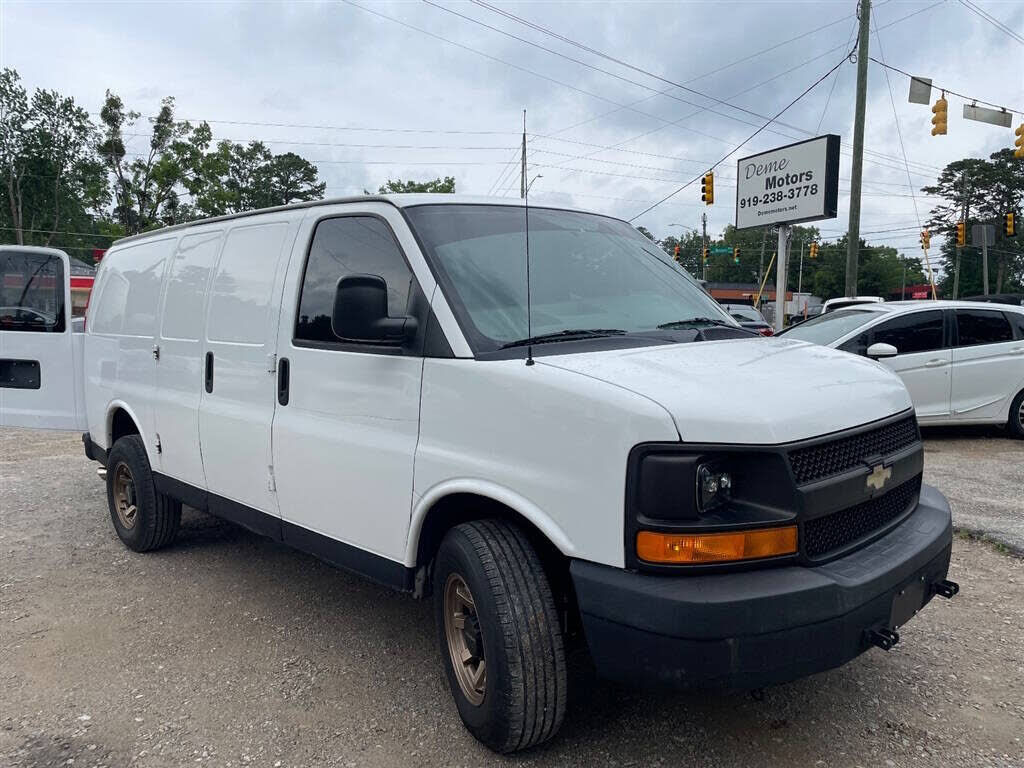 2011 CHEVROLET Express