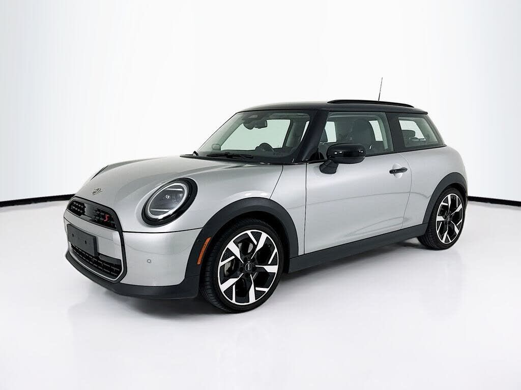 2025 MINI Hardtop