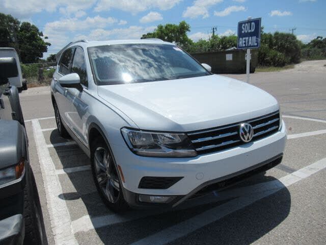 2020 VOLKSWAGEN Tiguan