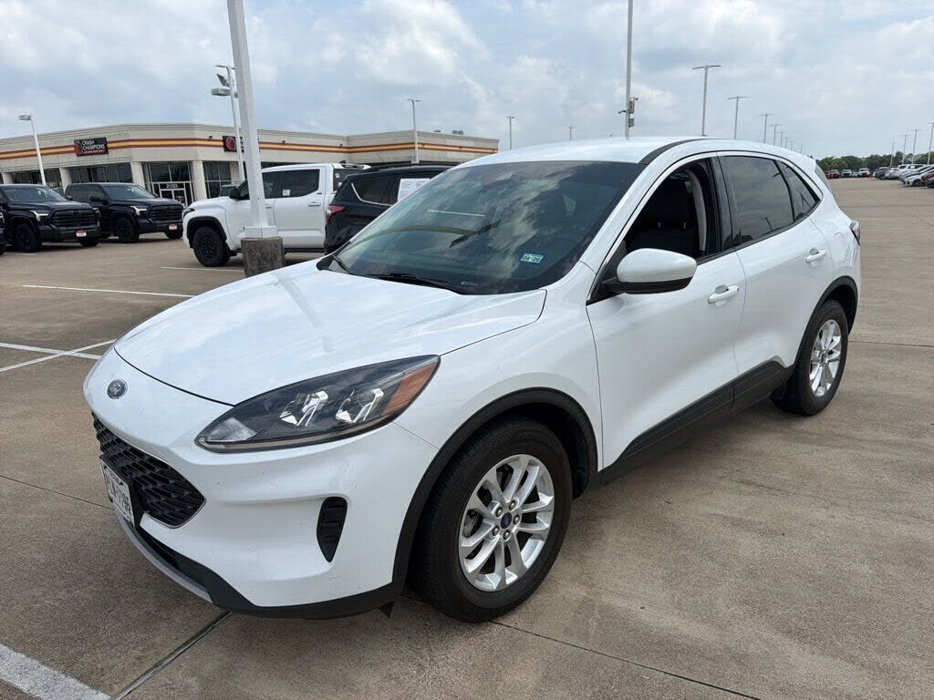2021 FORD Escape