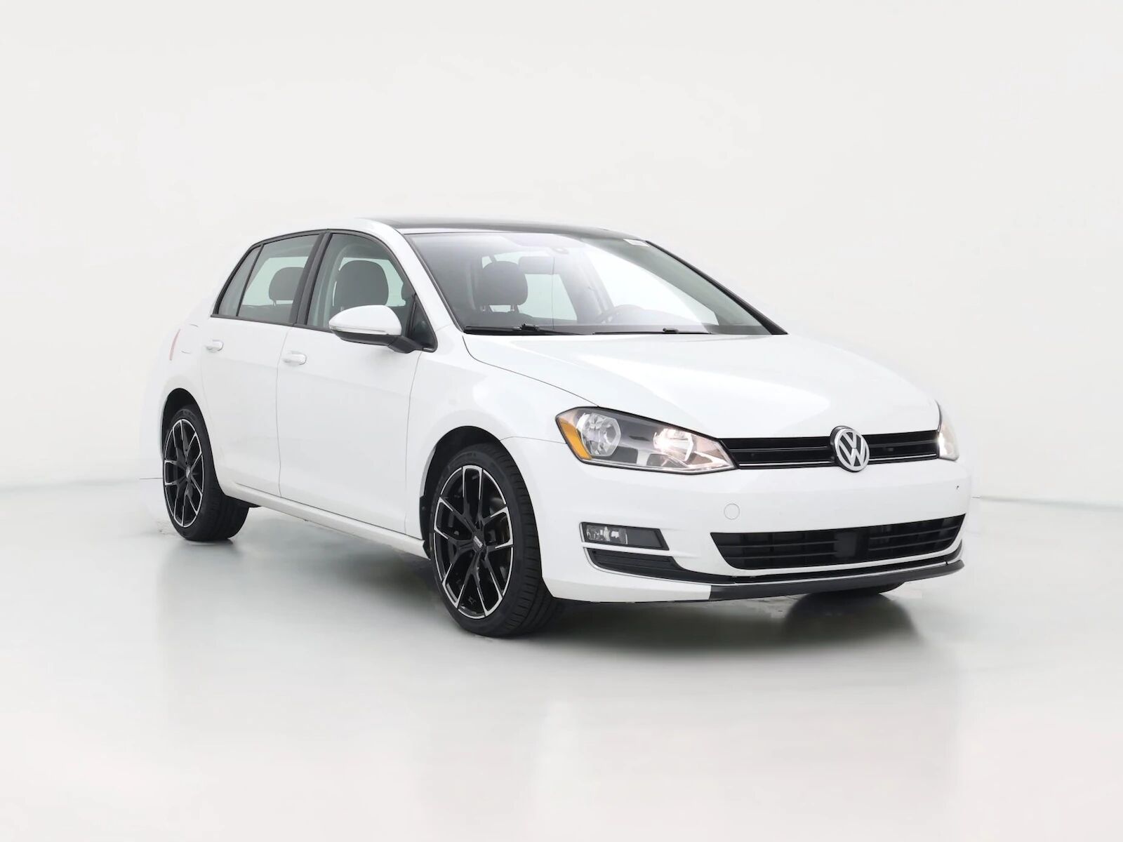 2017 VOLKSWAGEN Golf