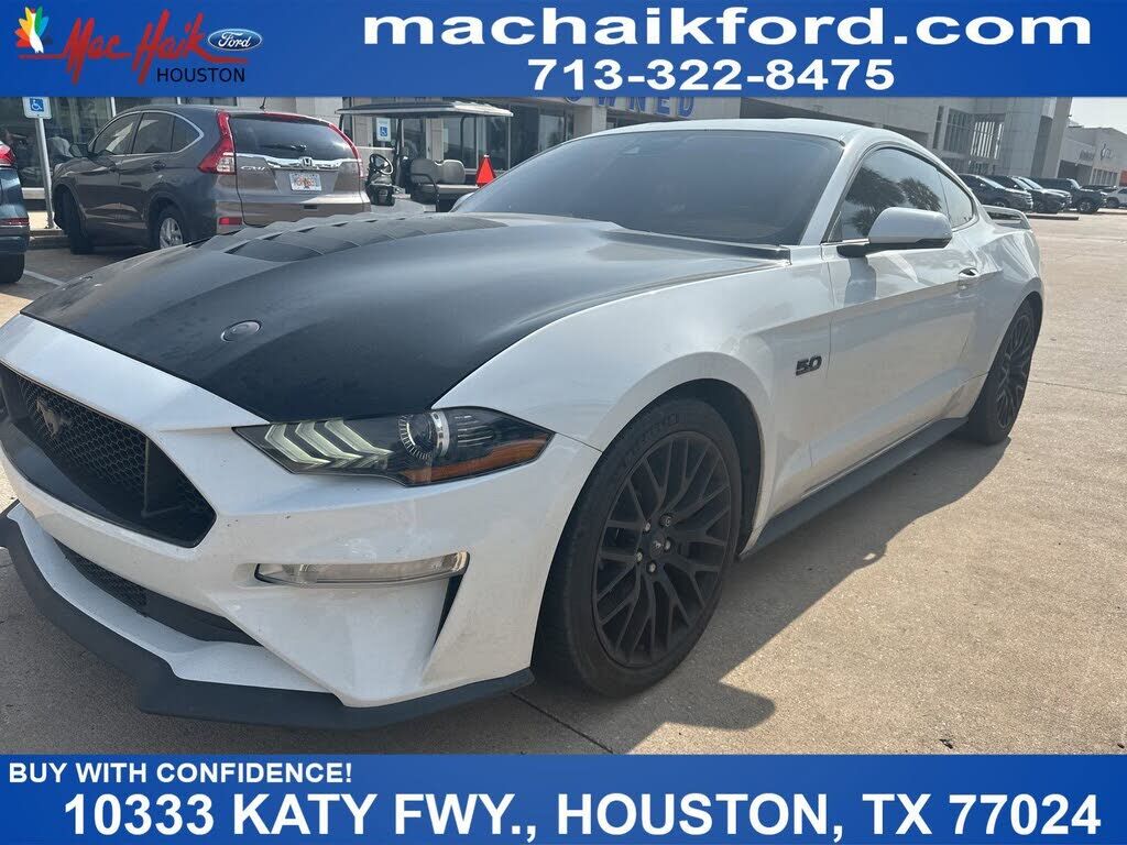 2021 FORD Mustang