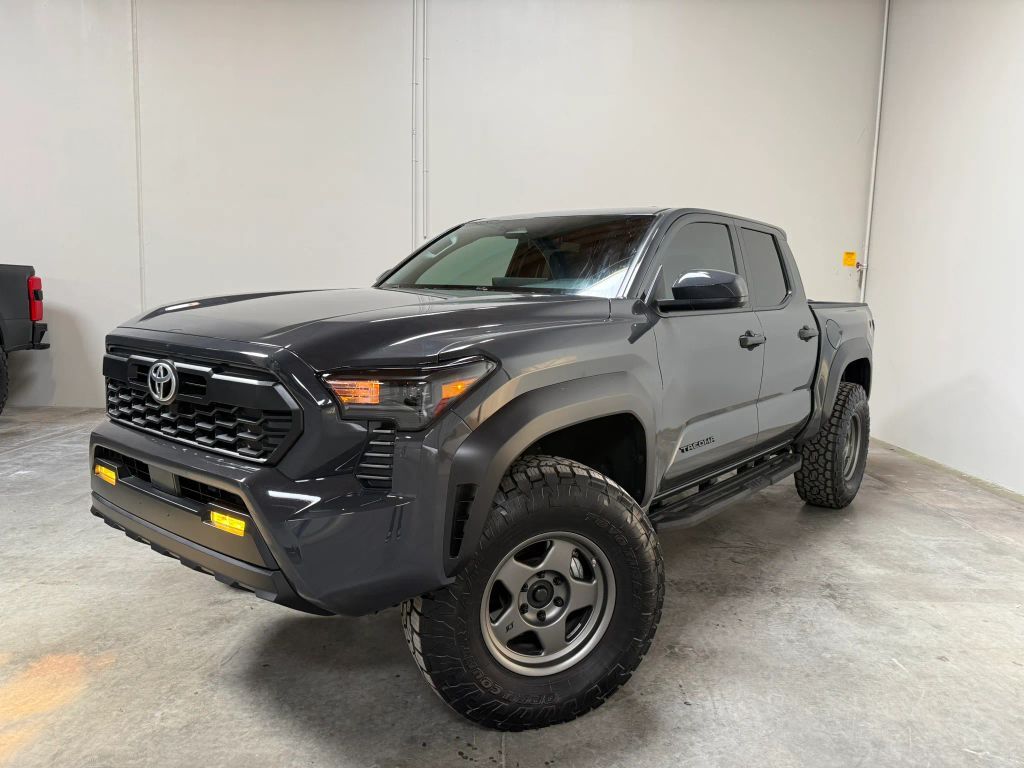 2024 TOYOTA Tacoma