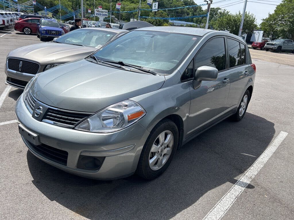 2009 NISSAN Versa