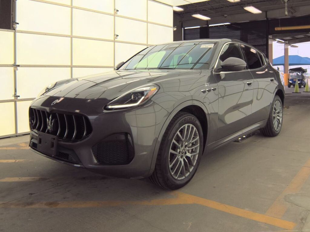 2024 MASERATI Grecale