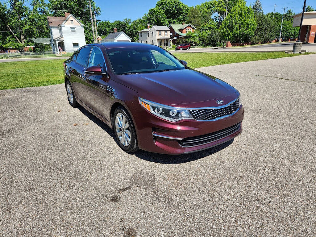 2017 KIA Optima