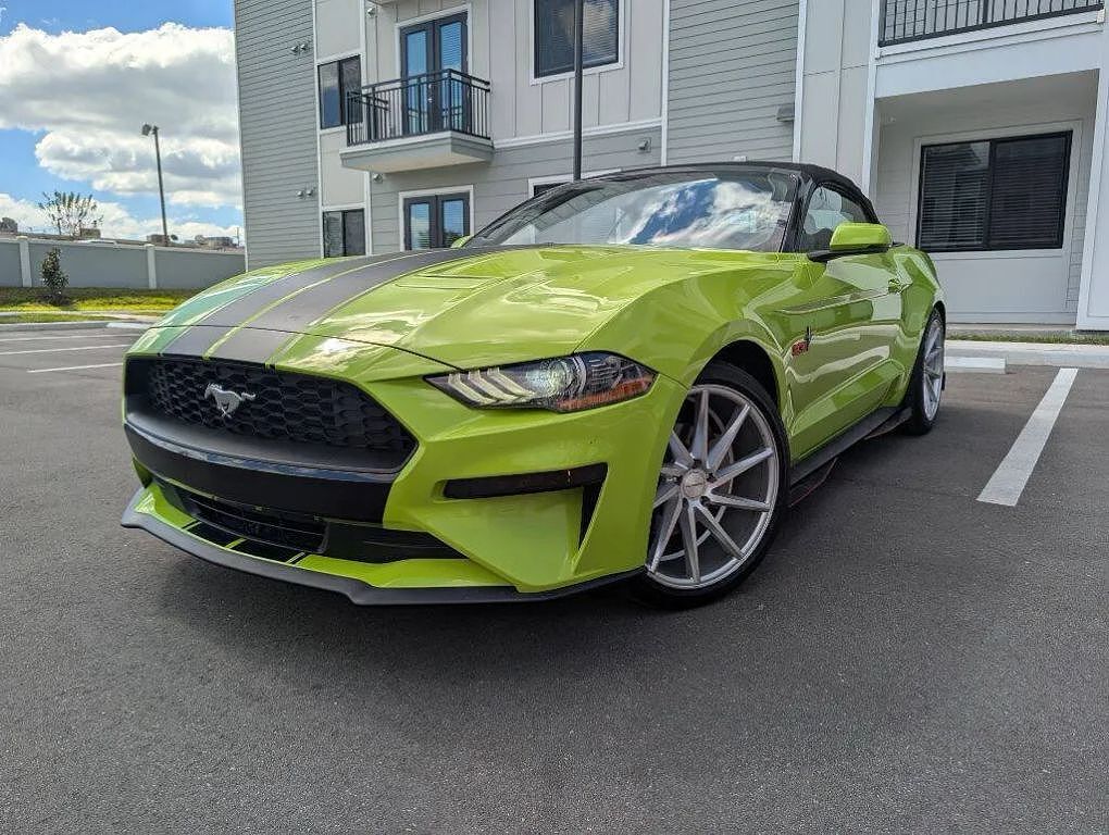 2020 FORD Mustang