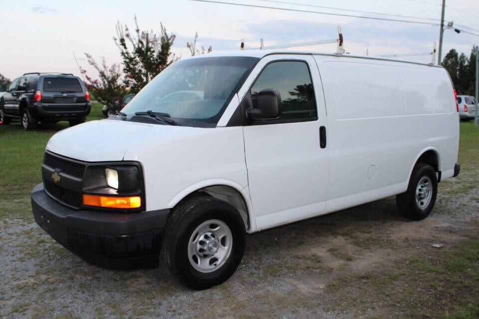 2017 CHEVROLET Express