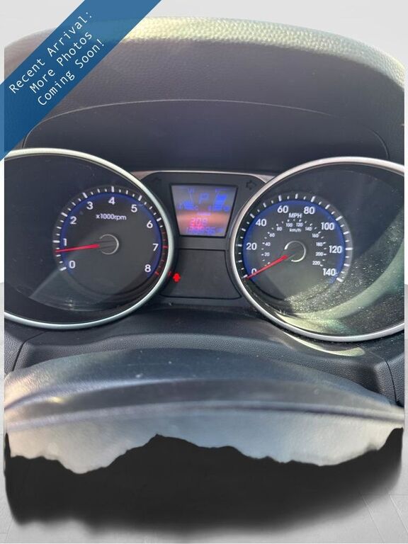 2012 HYUNDAI Tucson