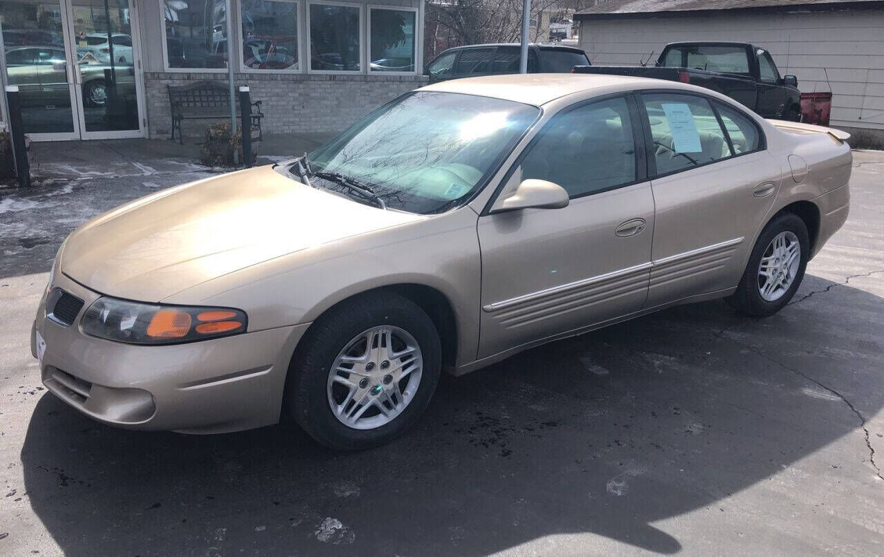 2005 PONTIAC Bonneville