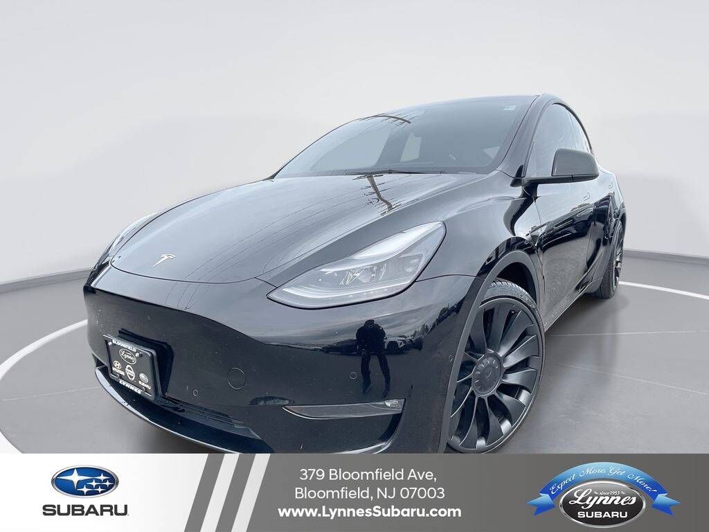 2021 TESLA Model Y