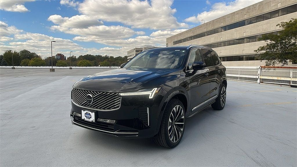 2026 VOLVO XC90