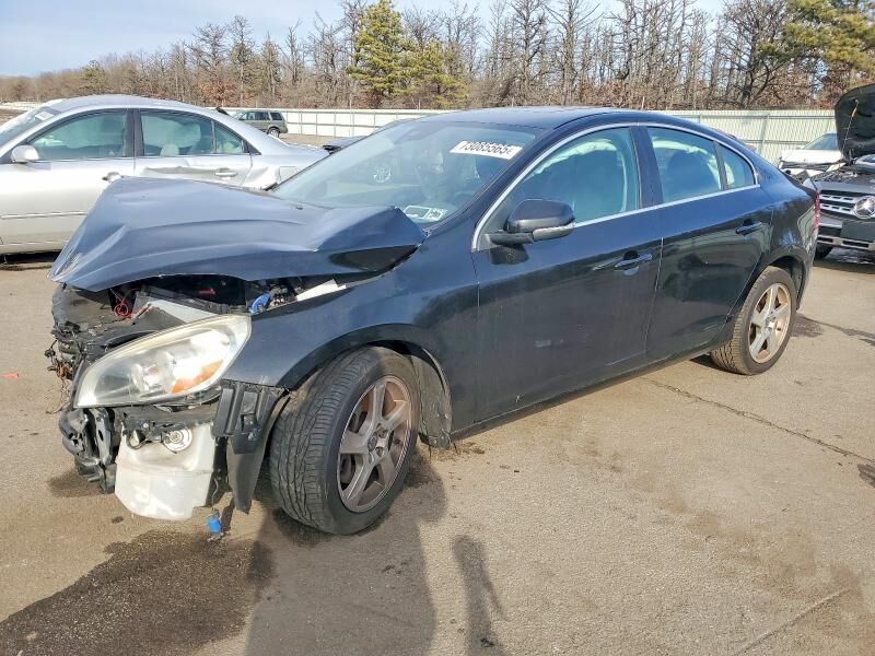 2013 VOLVO S60