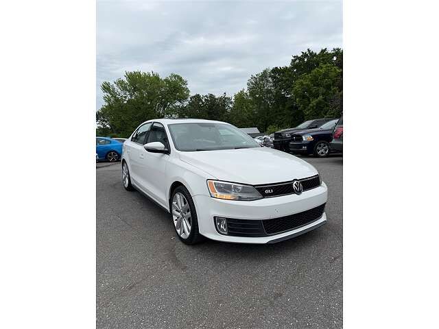 2014 VOLKSWAGEN Jetta