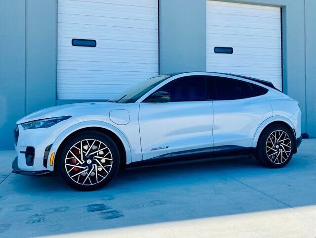 2021 FORD Mach-E