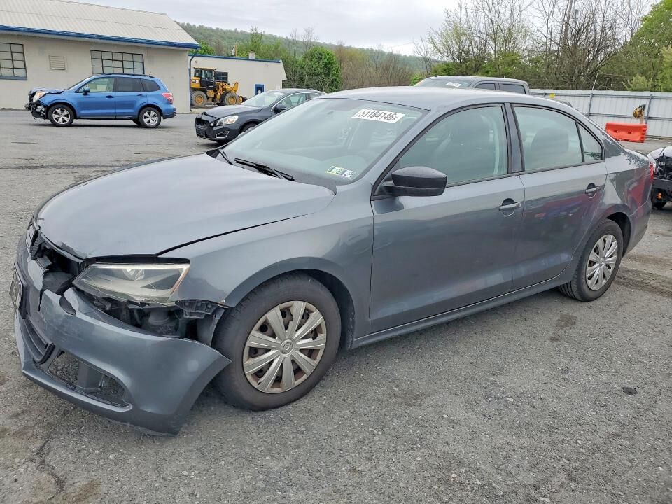 2013 VOLKSWAGEN Jetta