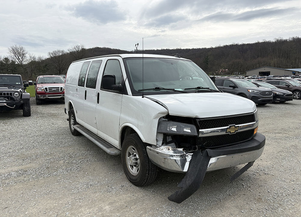 2021 CHEVROLET Express