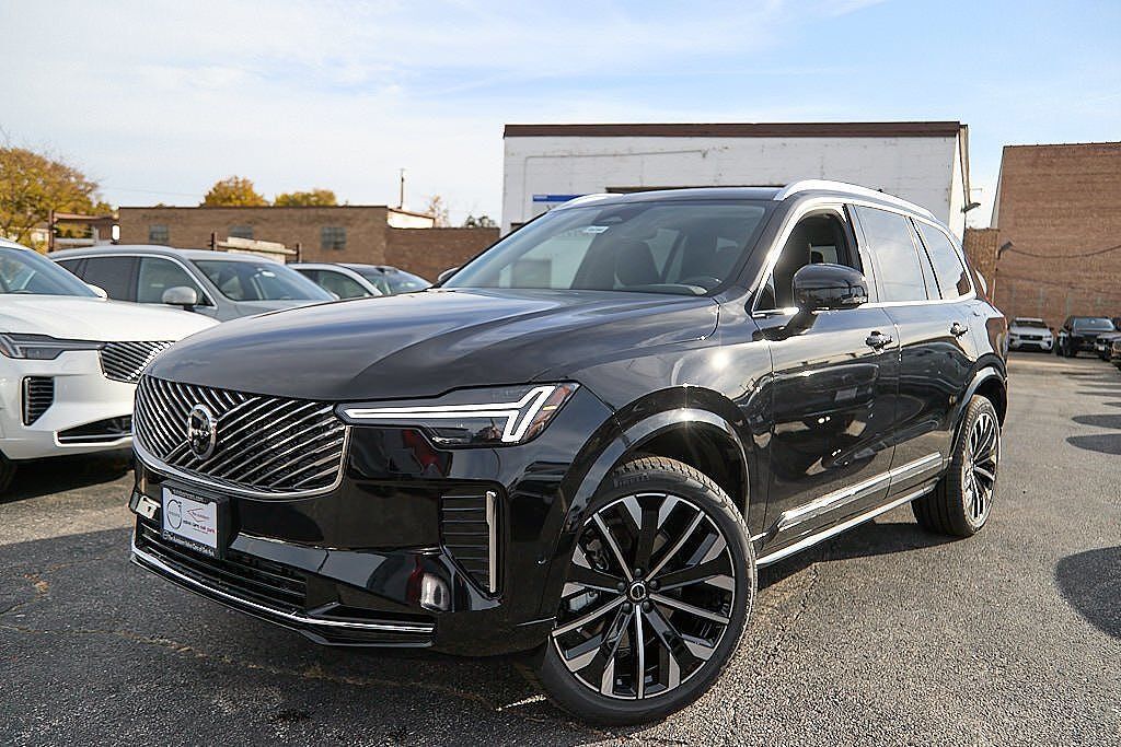 2026 VOLVO XC90