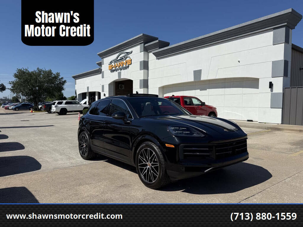 2026 PORSCHE Cayenne