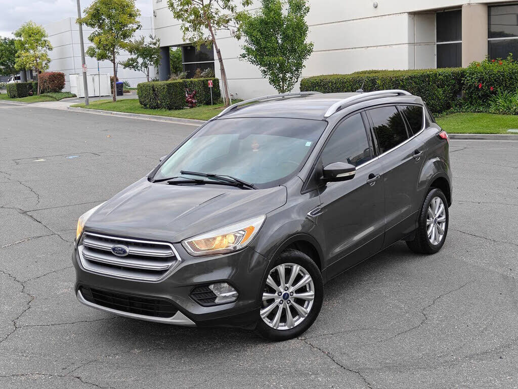 2017 FORD Escape