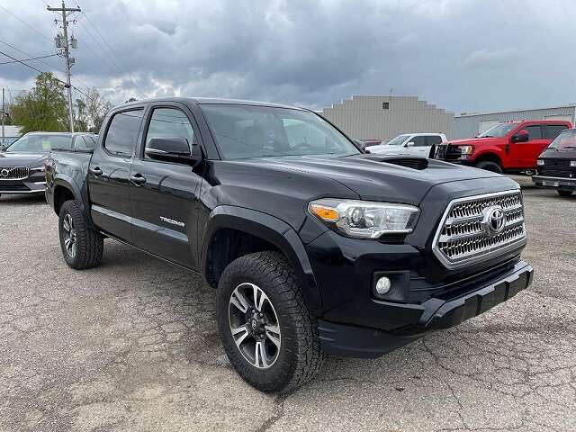 2016 TOYOTA Tacoma