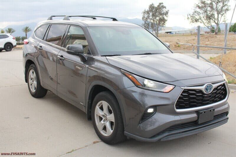 2021 TOYOTA Highlander