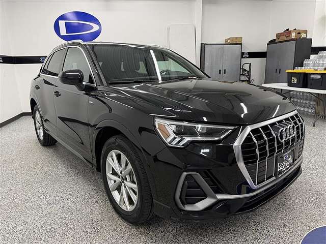 2023 AUDI Q3