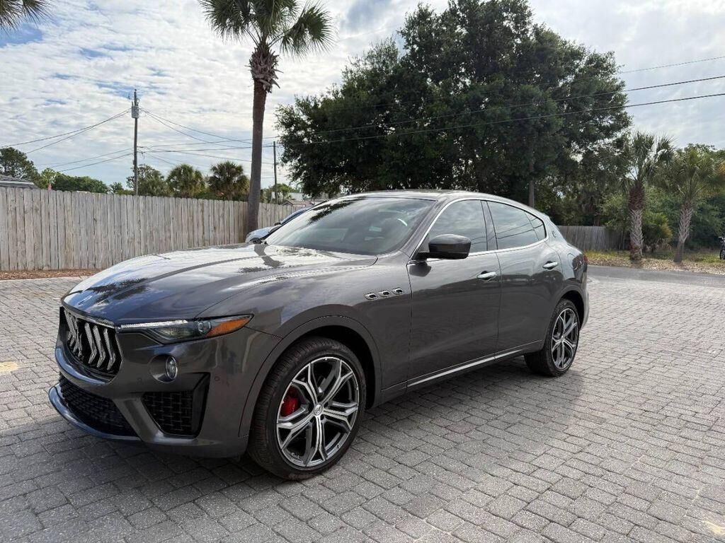 2021 MASERATI Levante