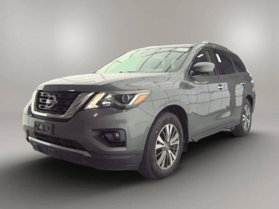 2017 NISSAN Pathfinder
